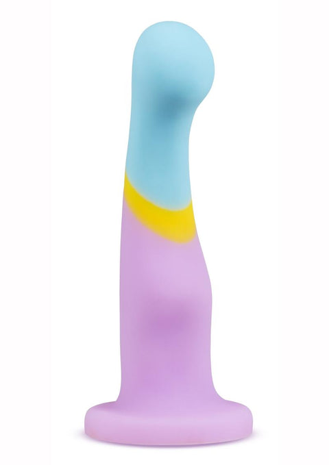 Avant D14 Heart Of Gold Silicone Dildo - Multicolor - 6in